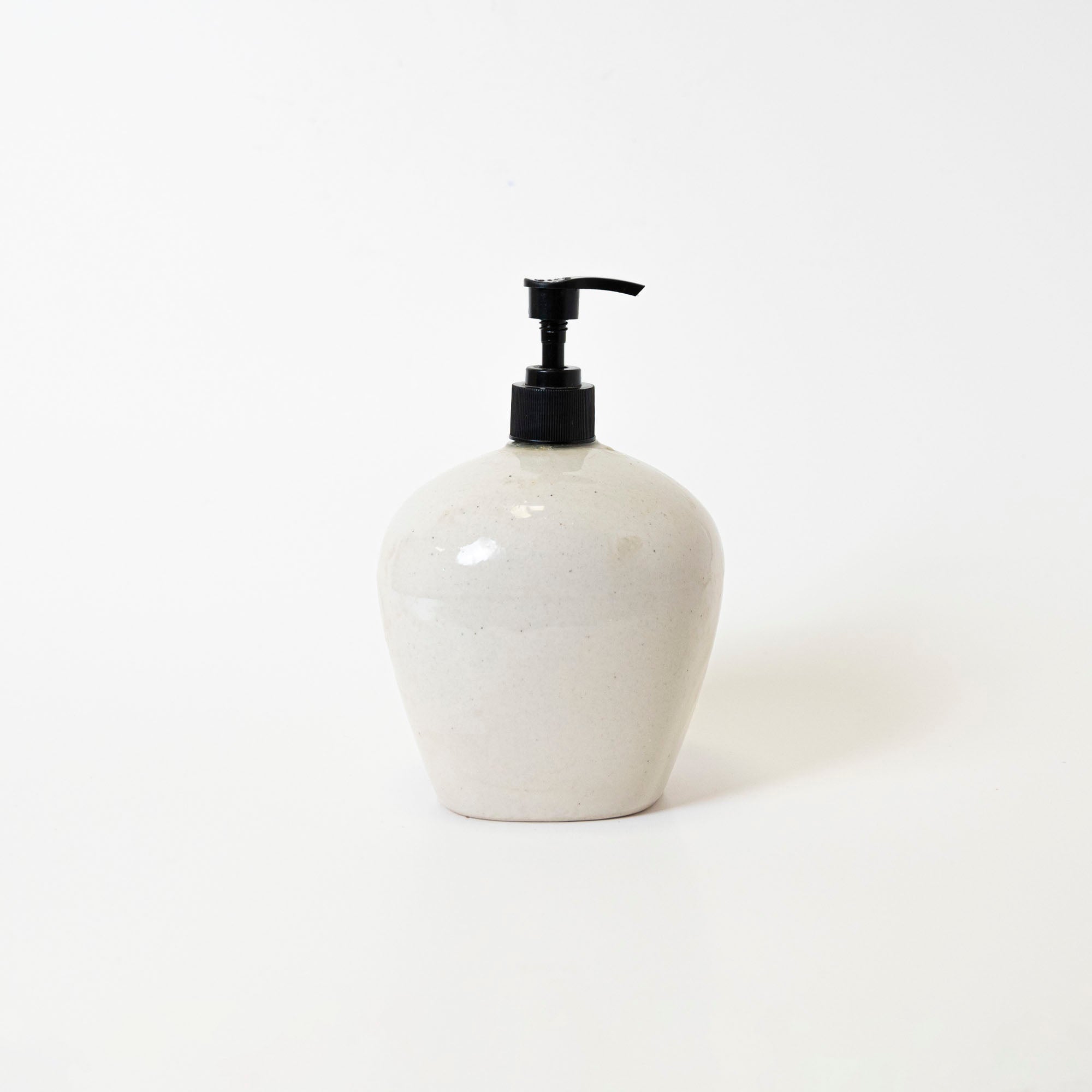WHISPERING PEARL DISPENSER - View 1