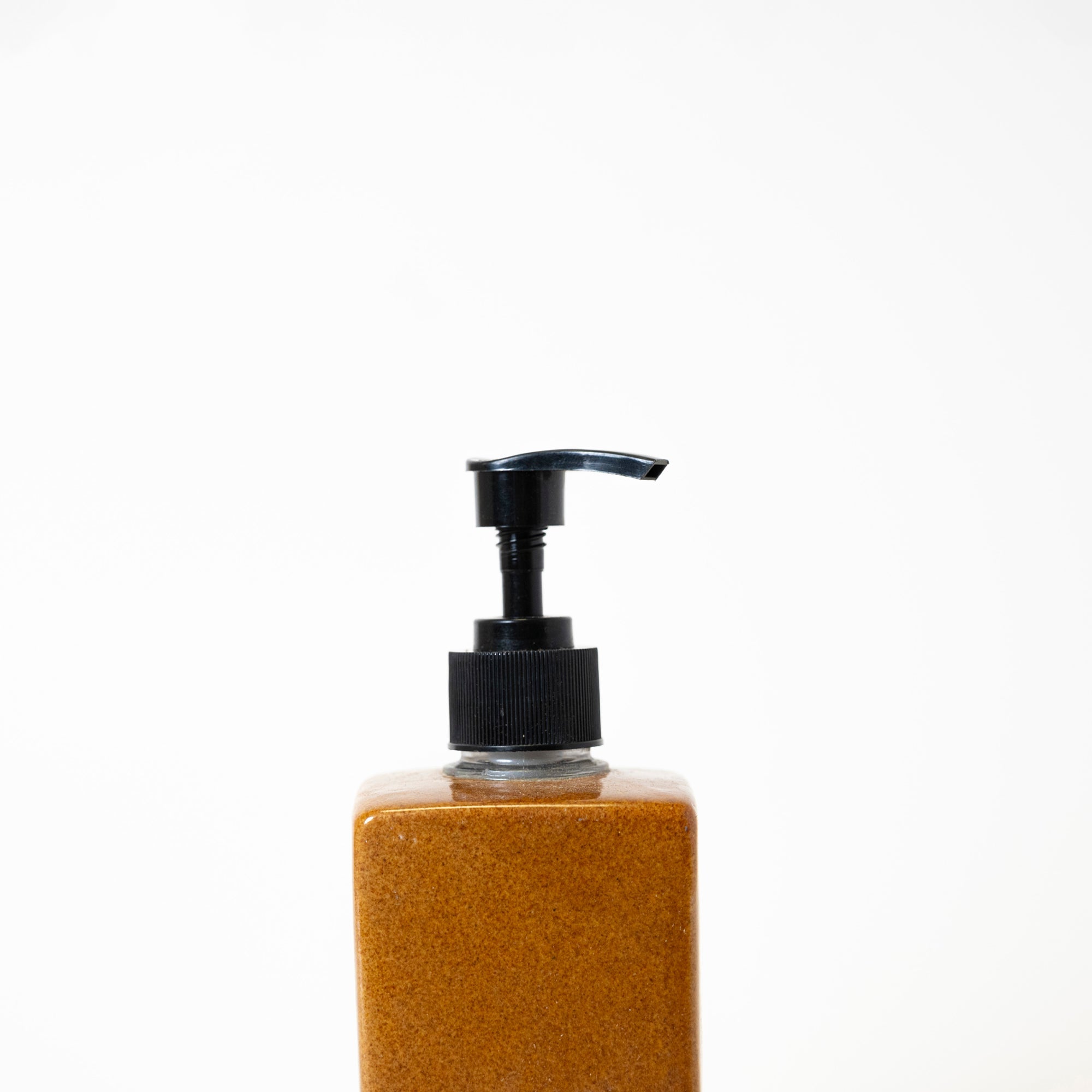 Liquid Bronze Dispenser - View 3
