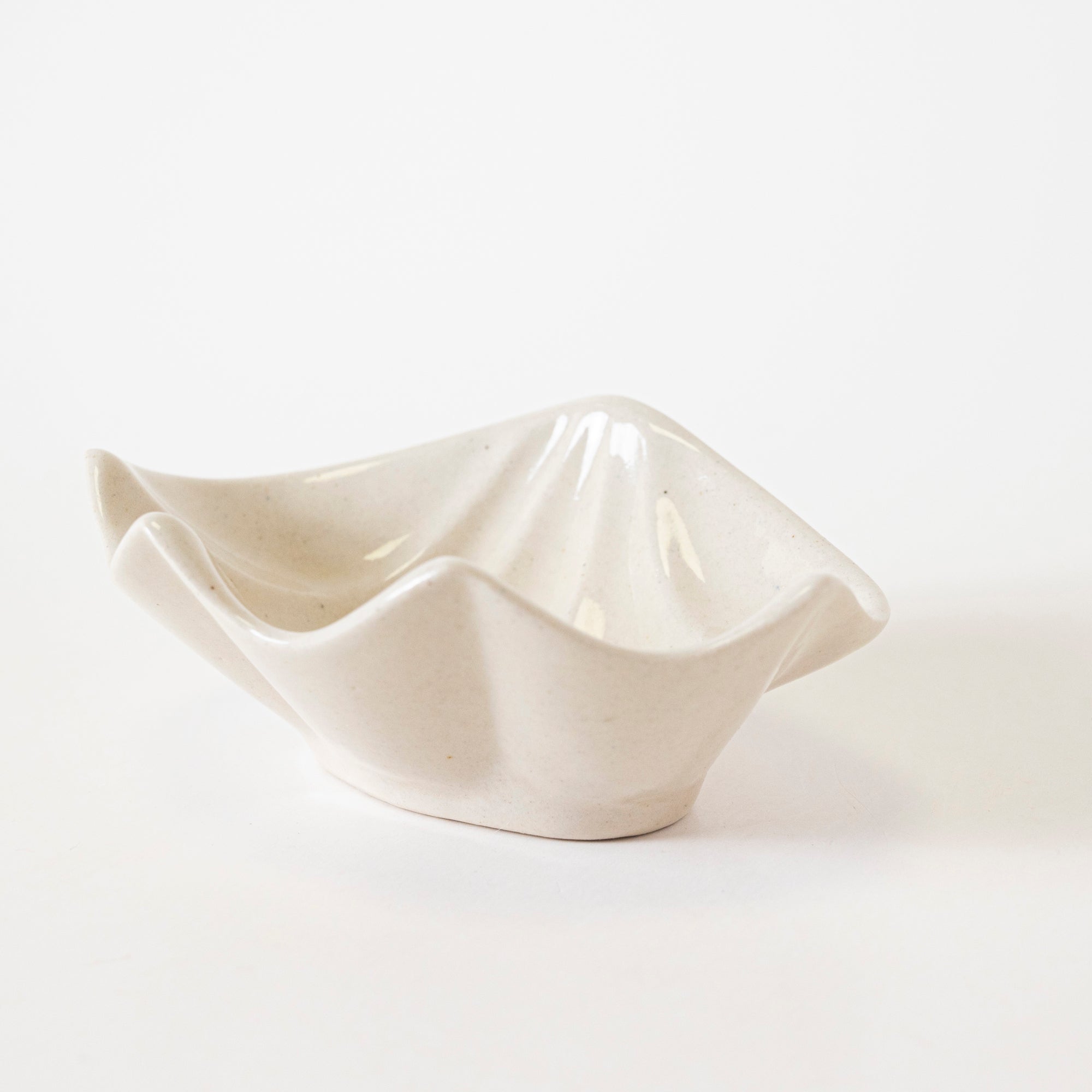 CERAMIC SUDS SOAP DISH - View 1