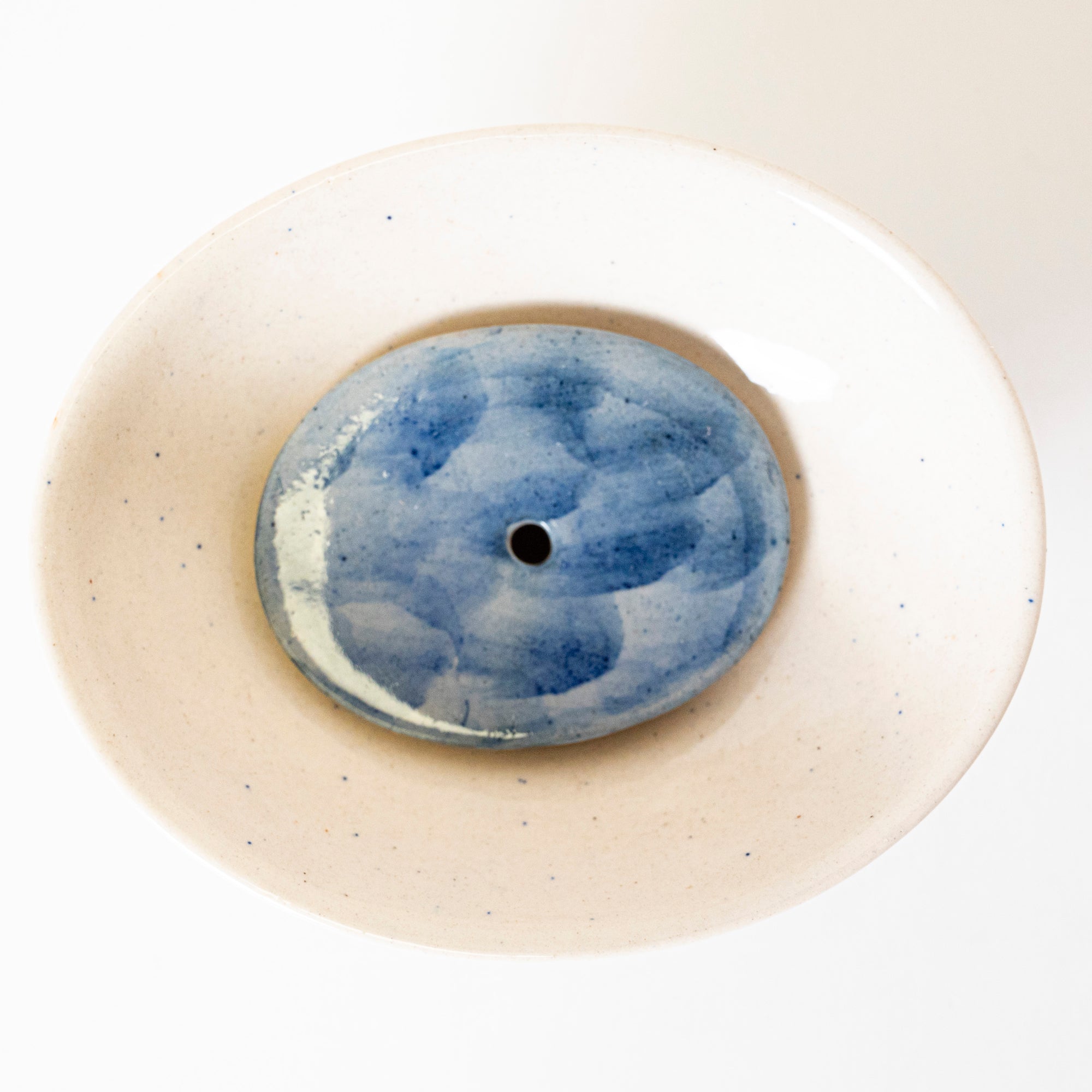 White Garden Soap Dish - View 3