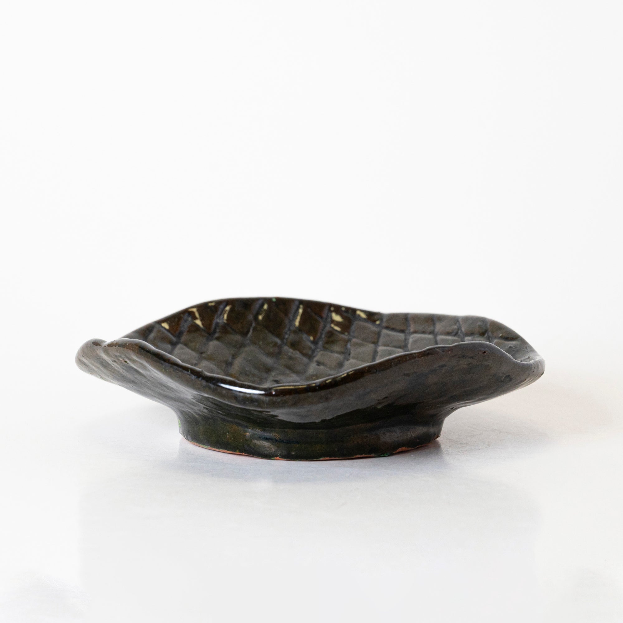 Black Ripple Soap Dish - View 1