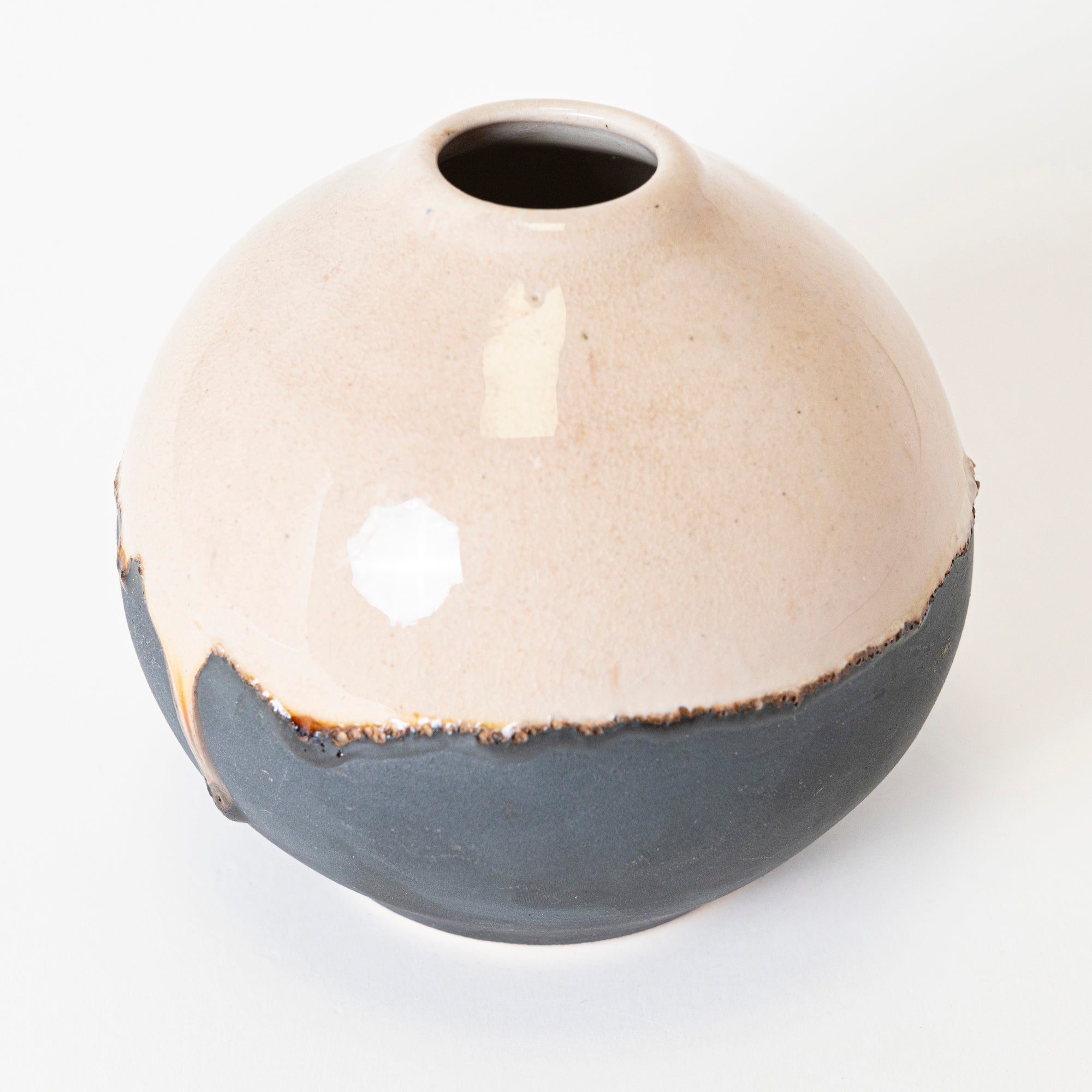 Ivory Edge Vase - View 2