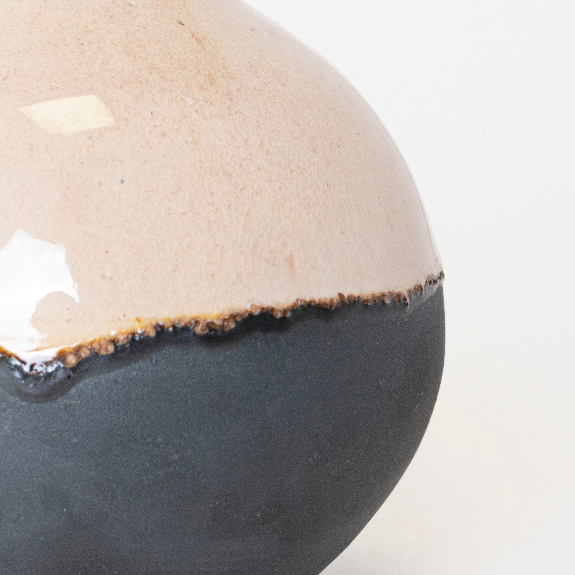 Ivory Edge Vase - View 5