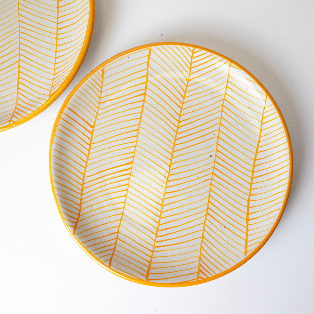 YELLOW SWIRL PLATE - View 3