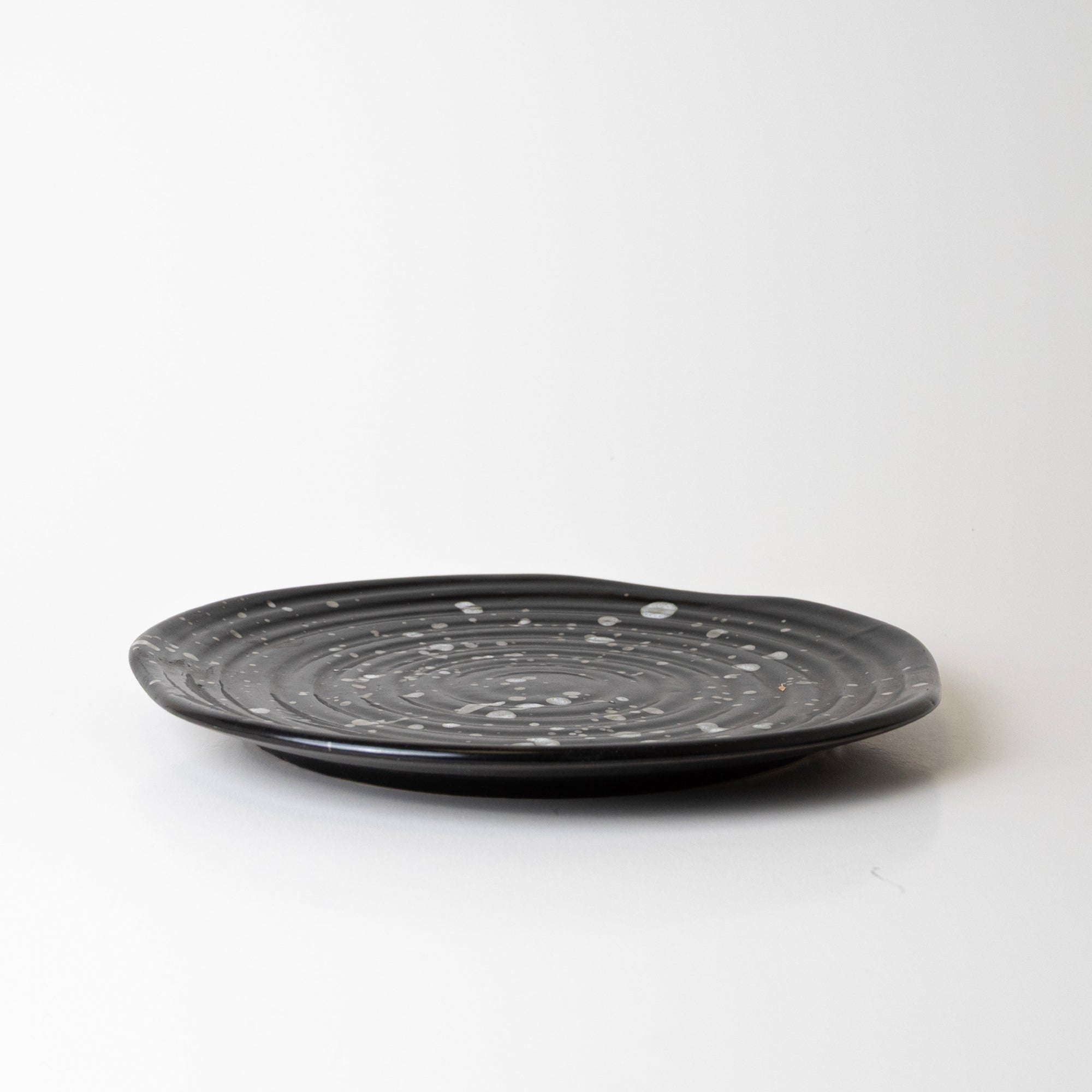 Contrast Drizzle Plate - View 1