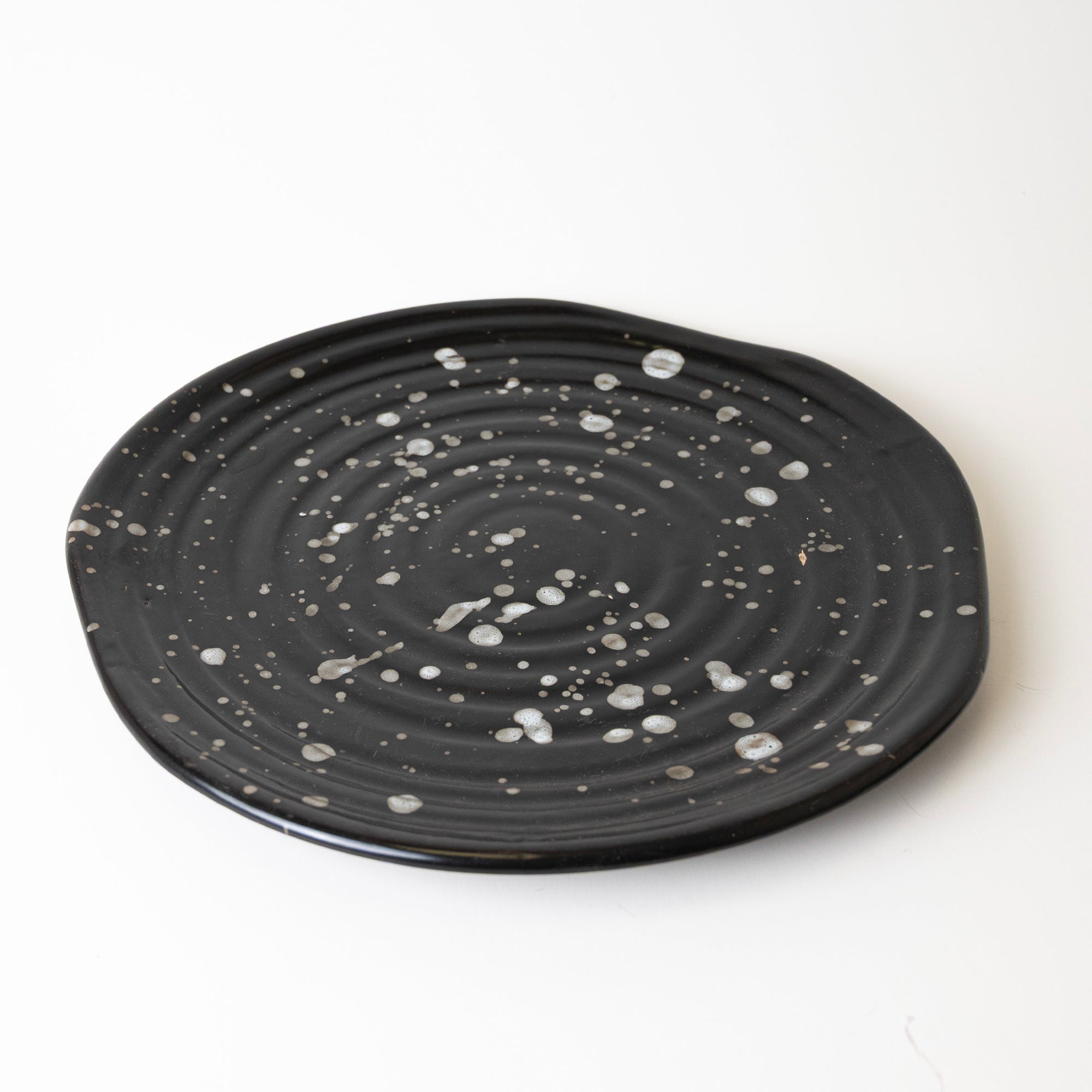 Contrast Drizzle Plate - View 2