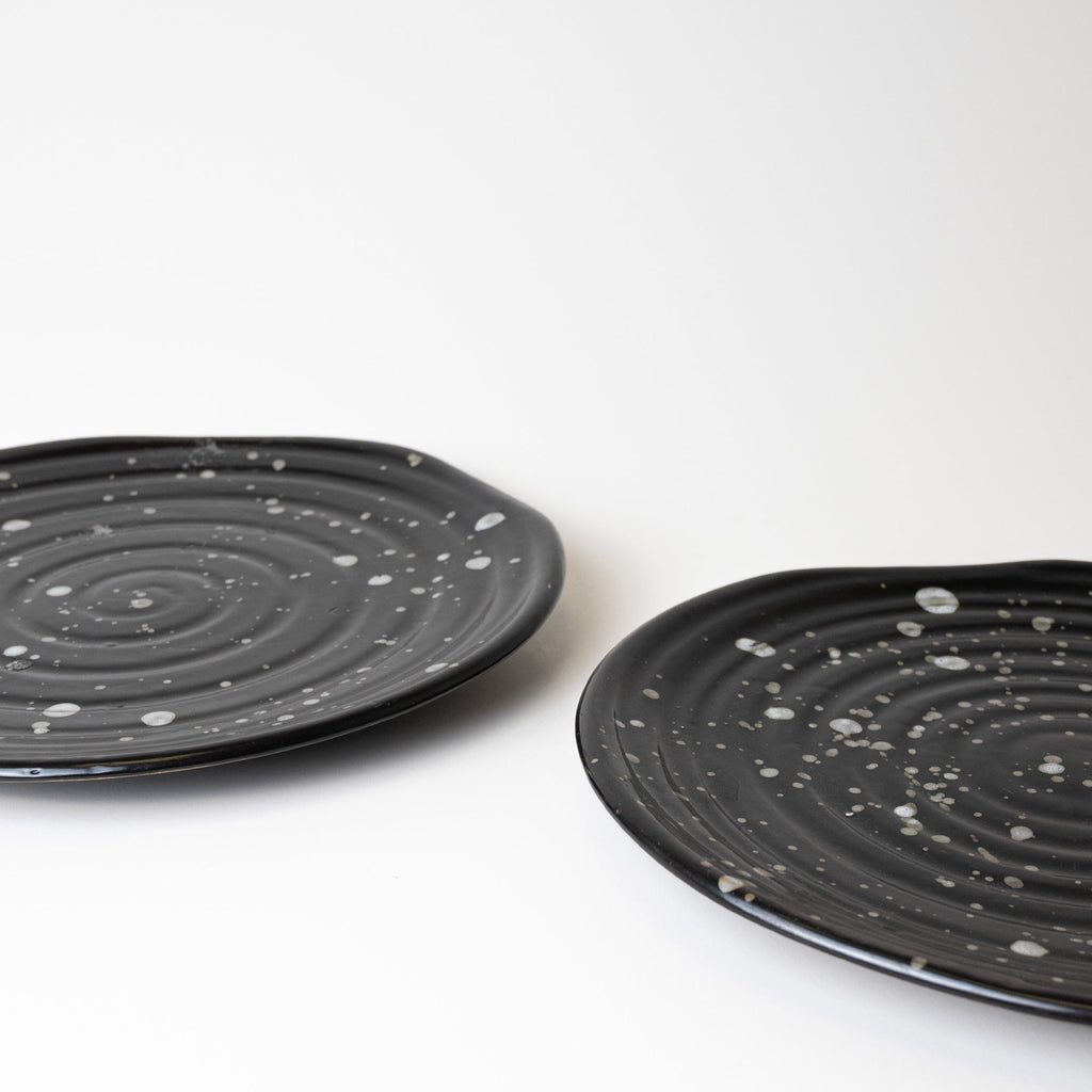CONTRAST DRIZZLE PLATE - View 2
