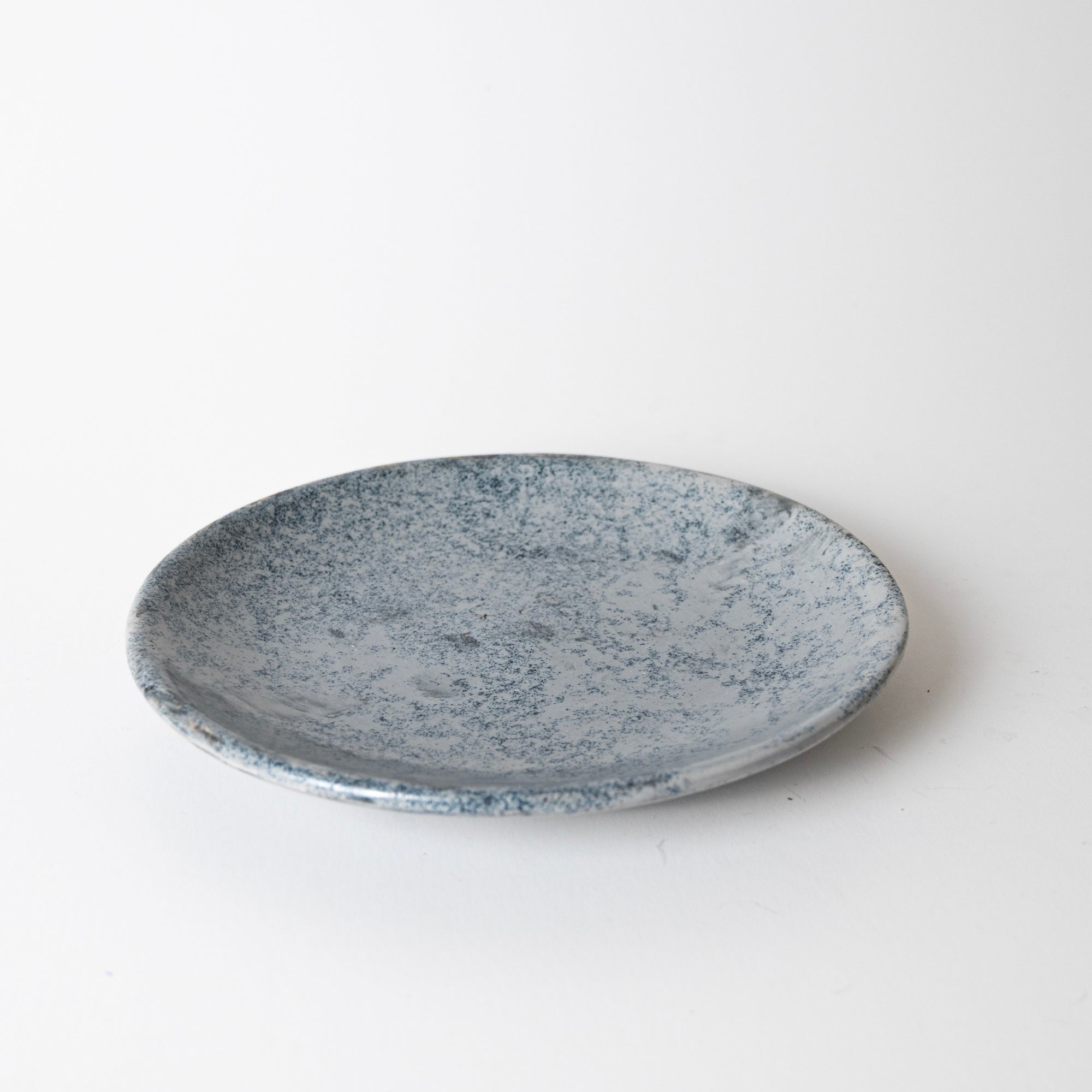 PEARL ESSENCE PLATE - View 1