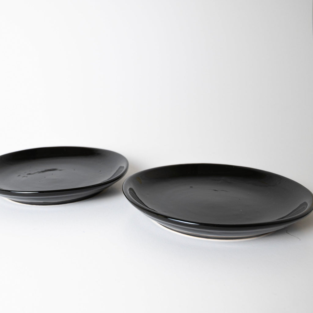 SHADOWED ELEGANCE PLATE - View 3