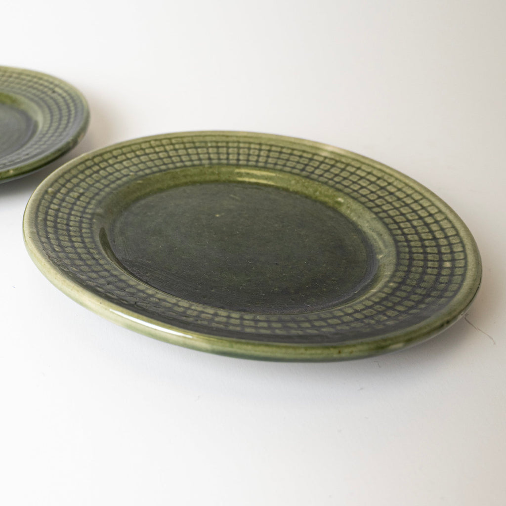 PATTERNED CALM PLATE - View 3