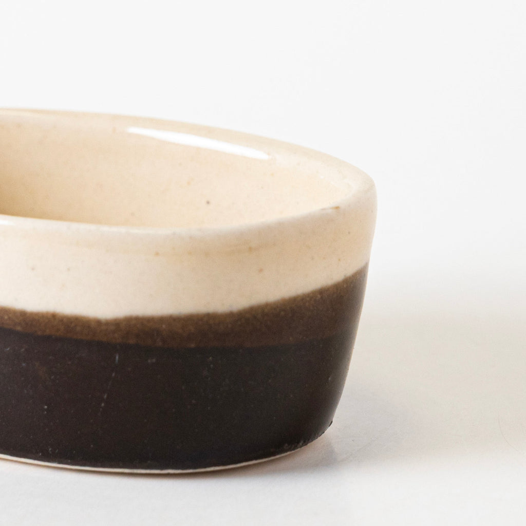 Dark Ridge Condiment - View 3