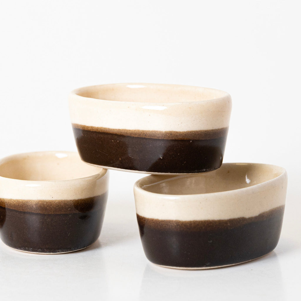 Dark Ridge Condiment - View 4