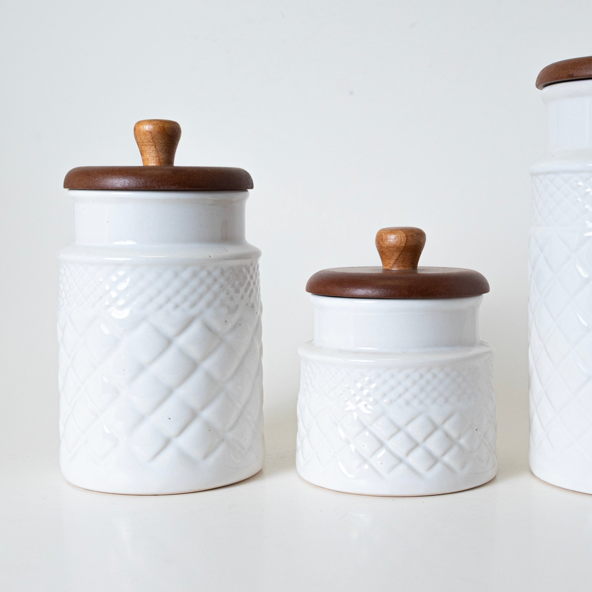 Snowy Timber Jar - View 4