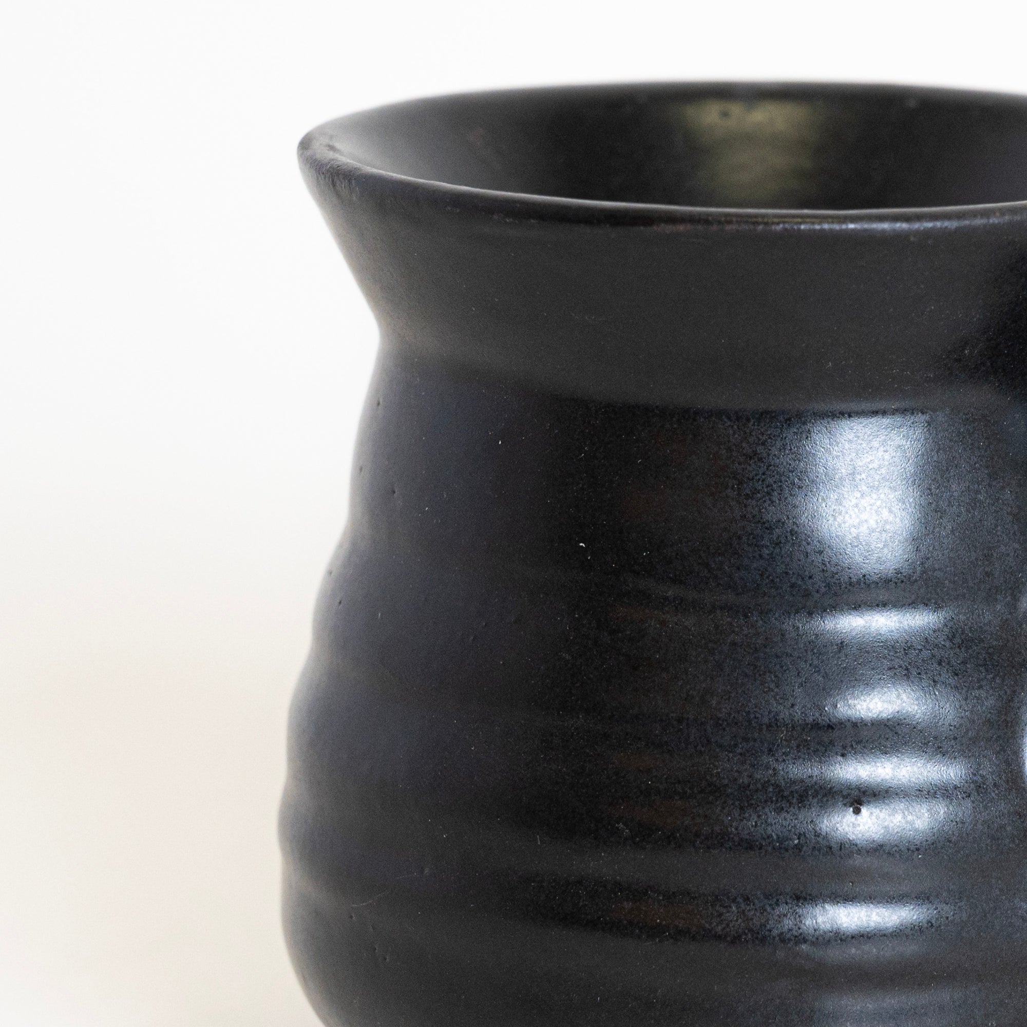 Onyx Grace Pot - View 4