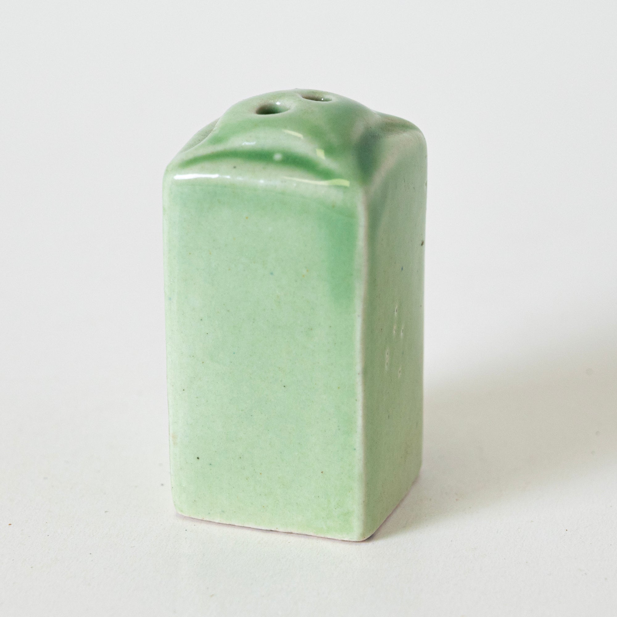 GREEN CUBE CRUET SET - View 1